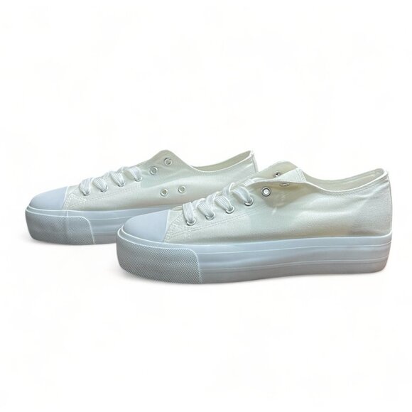 Women's white canvas low top sneakers with thick sole and rubber toe cap, New - Picture 6 of 12